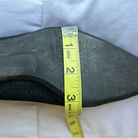 90s Stuart Weitzman Black Perforated Suede Kitten Heels, Size 7.5 Made in Spain - Picture 12 of 14